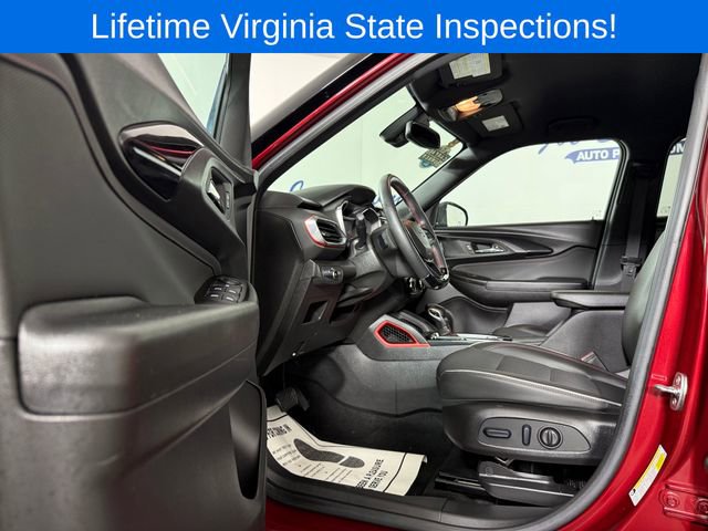 Used 2023 Chevrolet TrailBlazer RS w/ Convenience Package FWD image 9