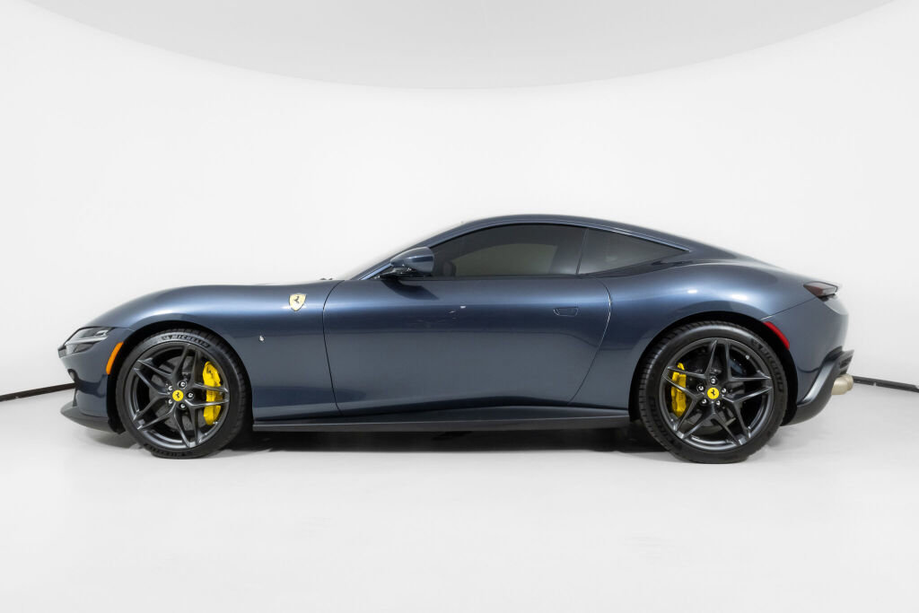 Used 2024 Ferrari Roma RWD image 2
