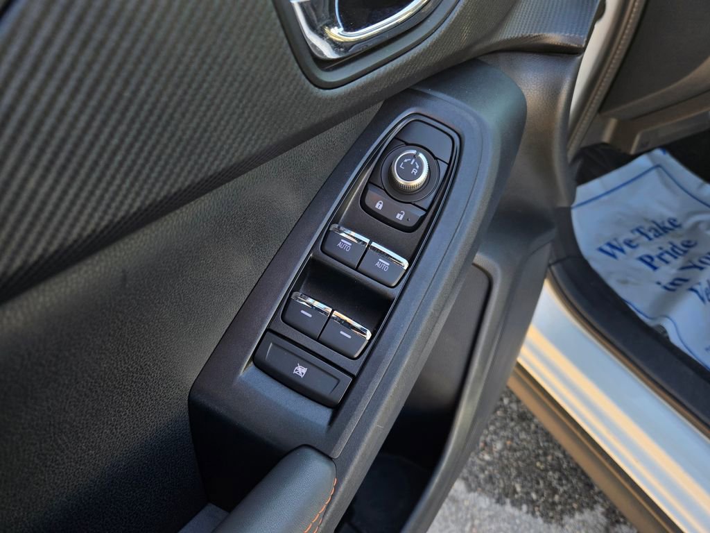 Used 2024 Subaru Crosstrek 2.5i Limited w/ Crosstrek Mirror Package AWD/4WD image 13