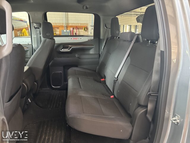 Used 2024 Chevrolet Silverado 1500 LT AWD/4WD image 9