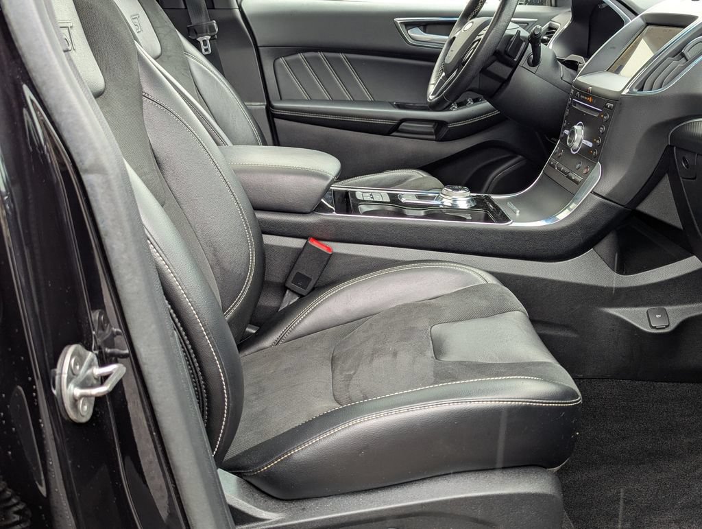 Used 2019 Ford Edge ST w/ Equipment Group 401A AWD/4WD image 27