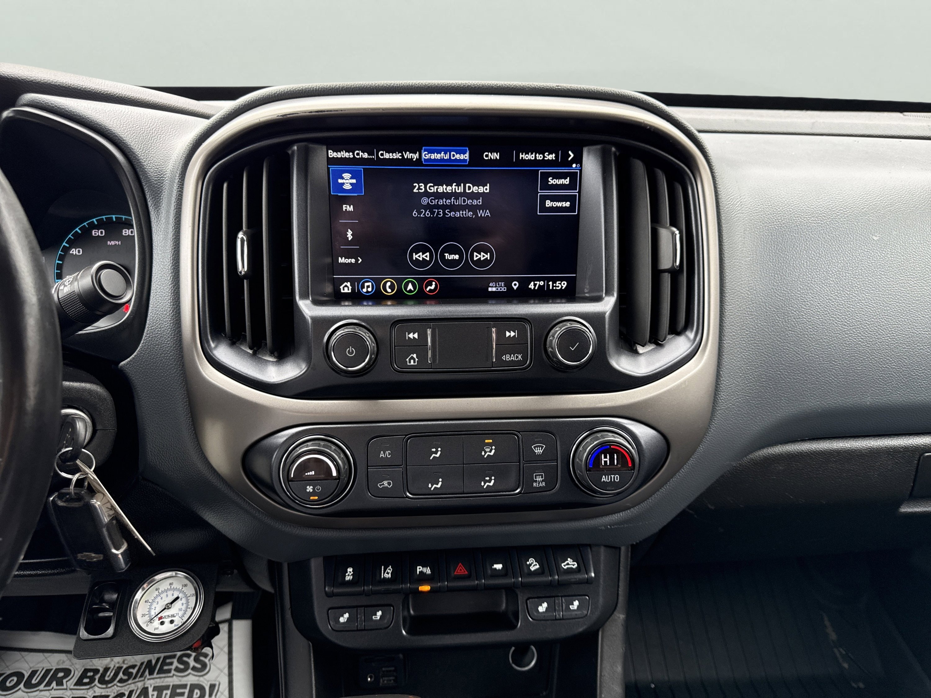 Used 2021 Chevrolet Colorado Z71 w/ Safety Package AWD/4WD image 18