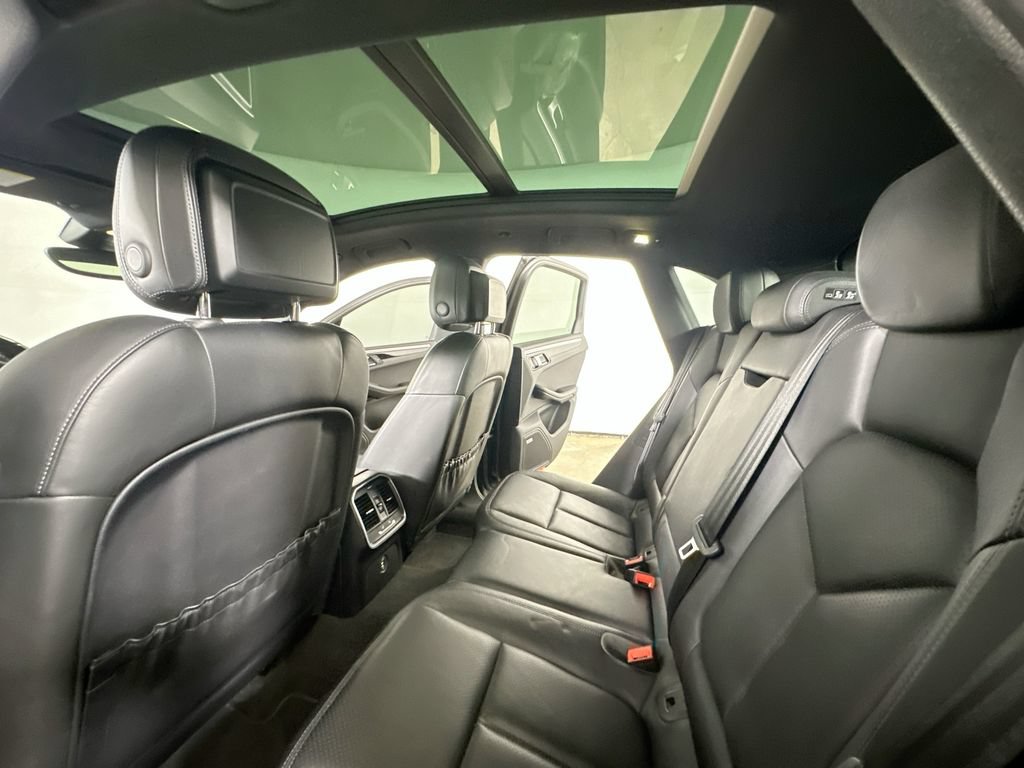 Used 2018 Porsche Macan S AWD/4WD image 15