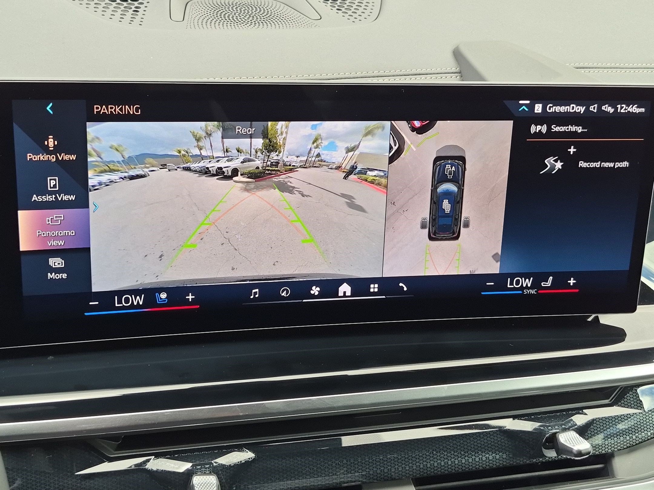 Certified 2026 BMW X7 xDrive40i w/ Executive Package AWD/4WD image 25