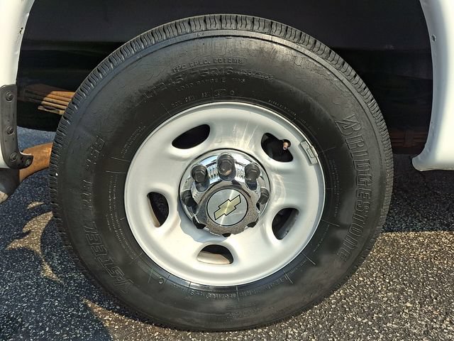 Used 2014 Chevrolet Express 3500 LT w/ LT Preferred Equipment Group RWD image 29