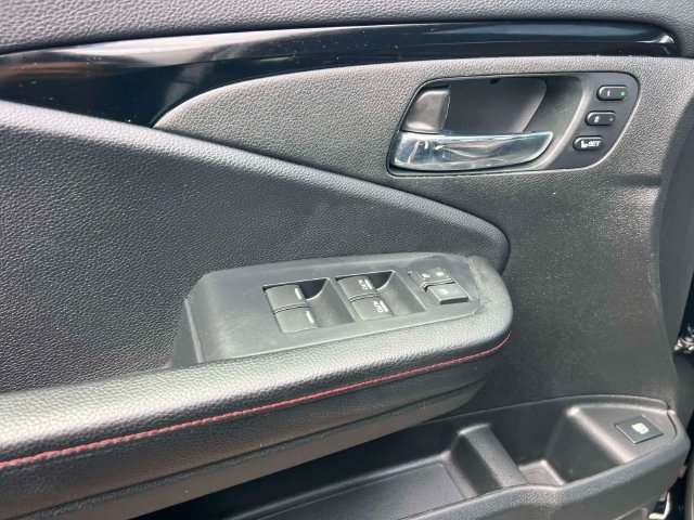 Used 2023 Honda Ridgeline Black Edition image 16