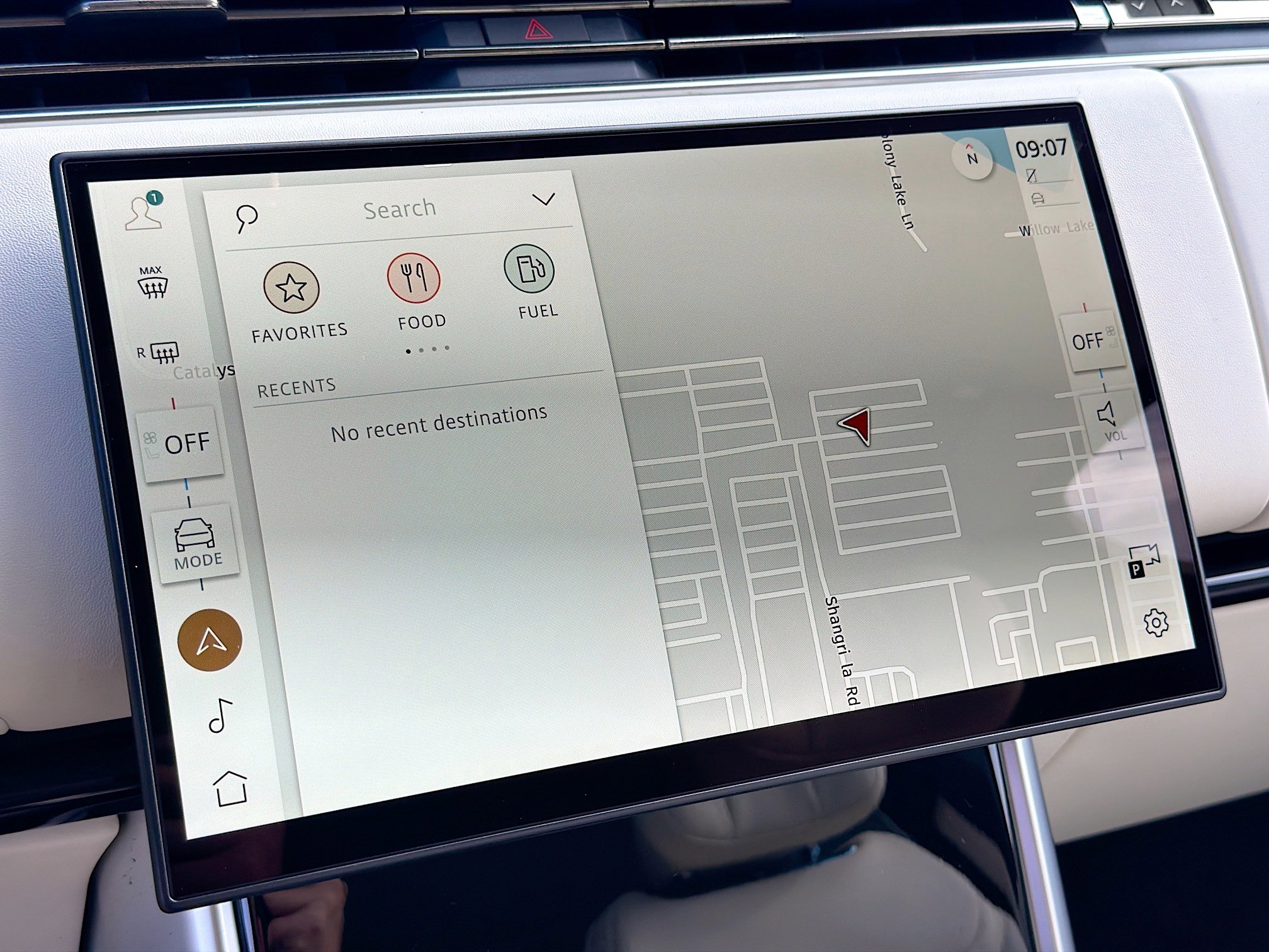 New 2026 Land Rover Range Rover Long Wheelbase Autobiography image 34