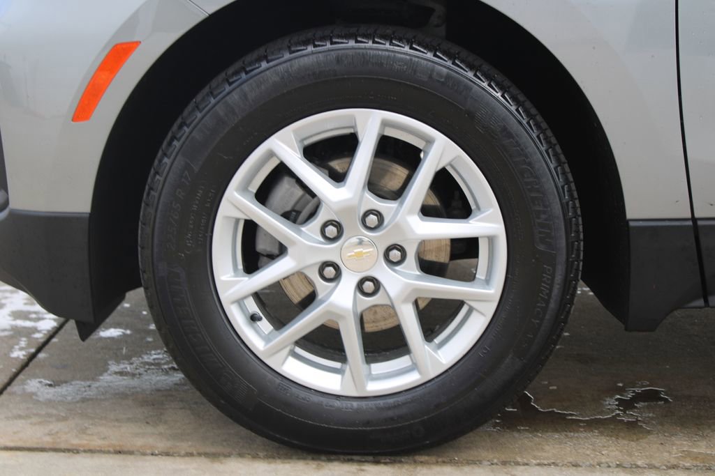 Used 2024 Chevrolet Equinox LS w/ LS Convenience Package FWD image 29