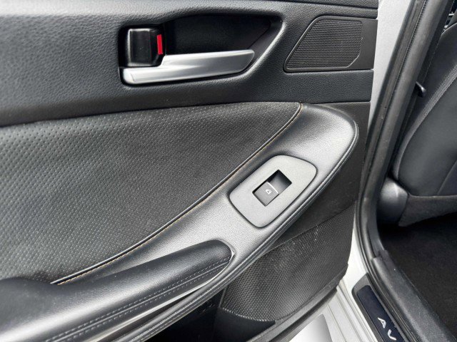 Used 2019 Toyota Avalon XSE image 39