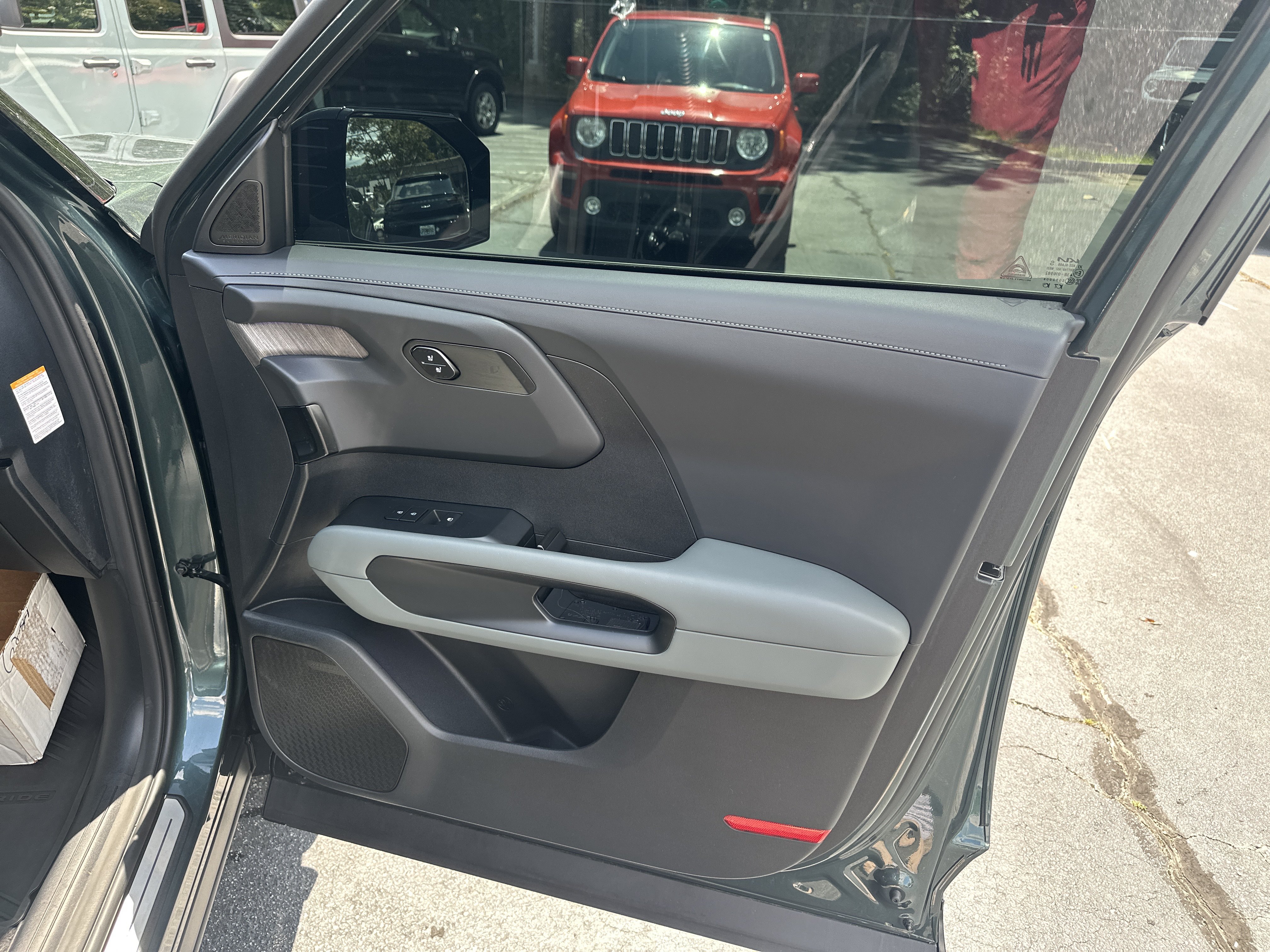 Used 2027 Kia Telluride X-Line SX Prestige w/ Towing Package AWD/4WD image 16