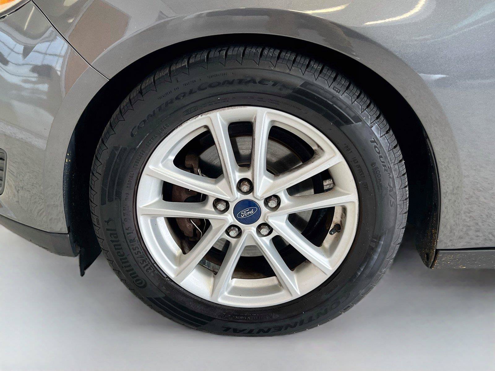 Used 2016 Ford Focus SE FWD image 27