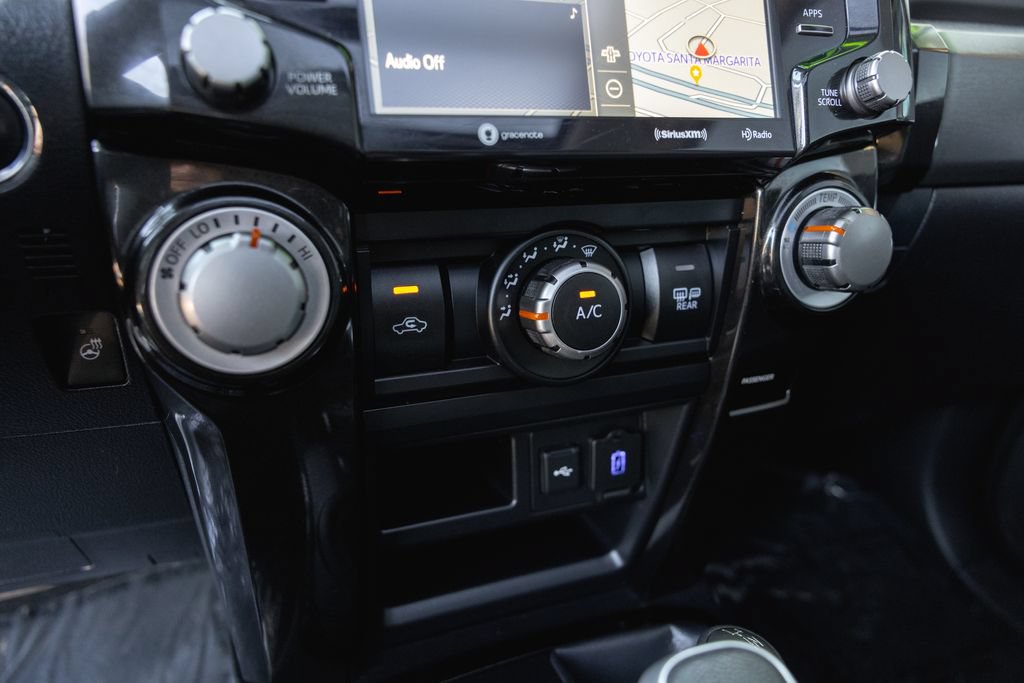 Used 2024 Toyota 4Runner TRD Off-Road Premium w/ Moonroof Package AWD/4WD image 23