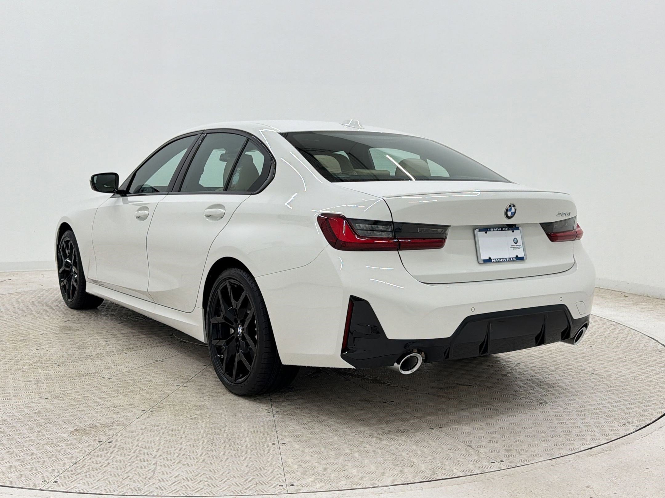 New 2026 BMW 330i Sedan w/ M Sport Package RWD image 3
