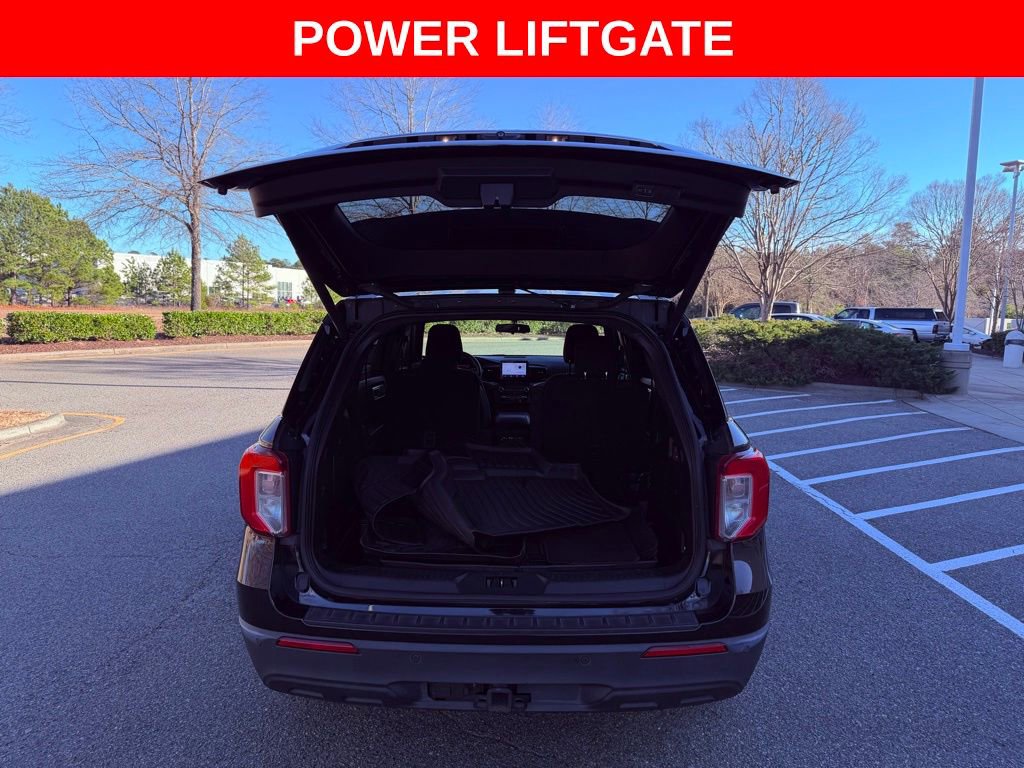 Used 2020 Ford Explorer XLT w/ Class III Trailer Tow Package image 8