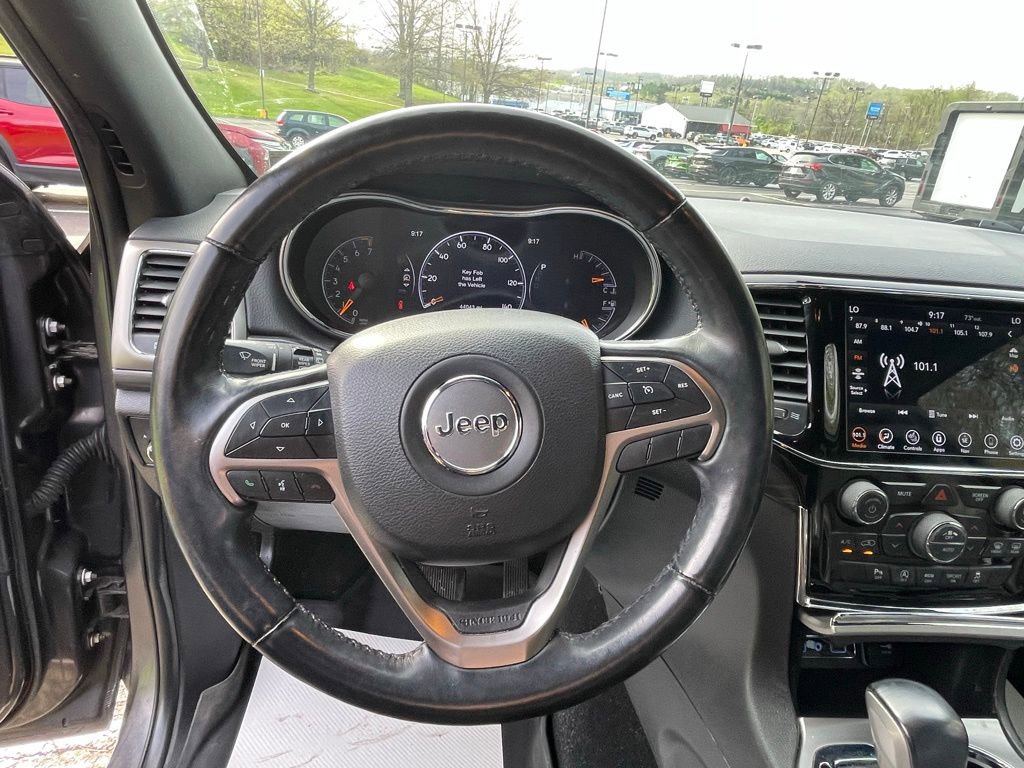 Used 2021 Jeep Grand Cherokee Laredo X image 31