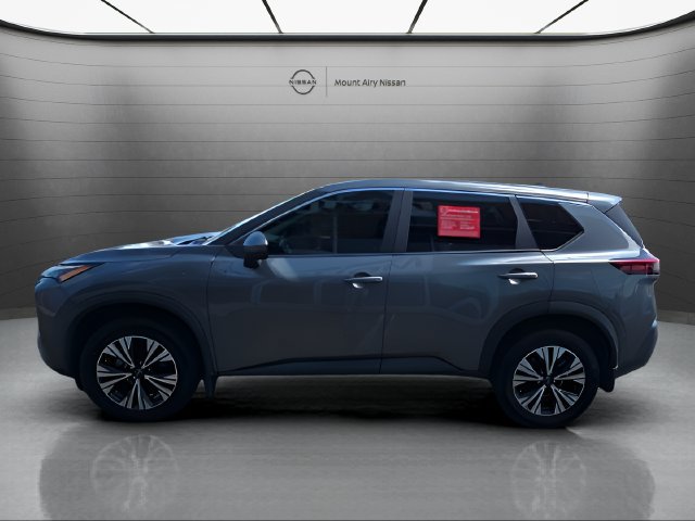 Used 2023 Nissan Rogue SV FWD image 4