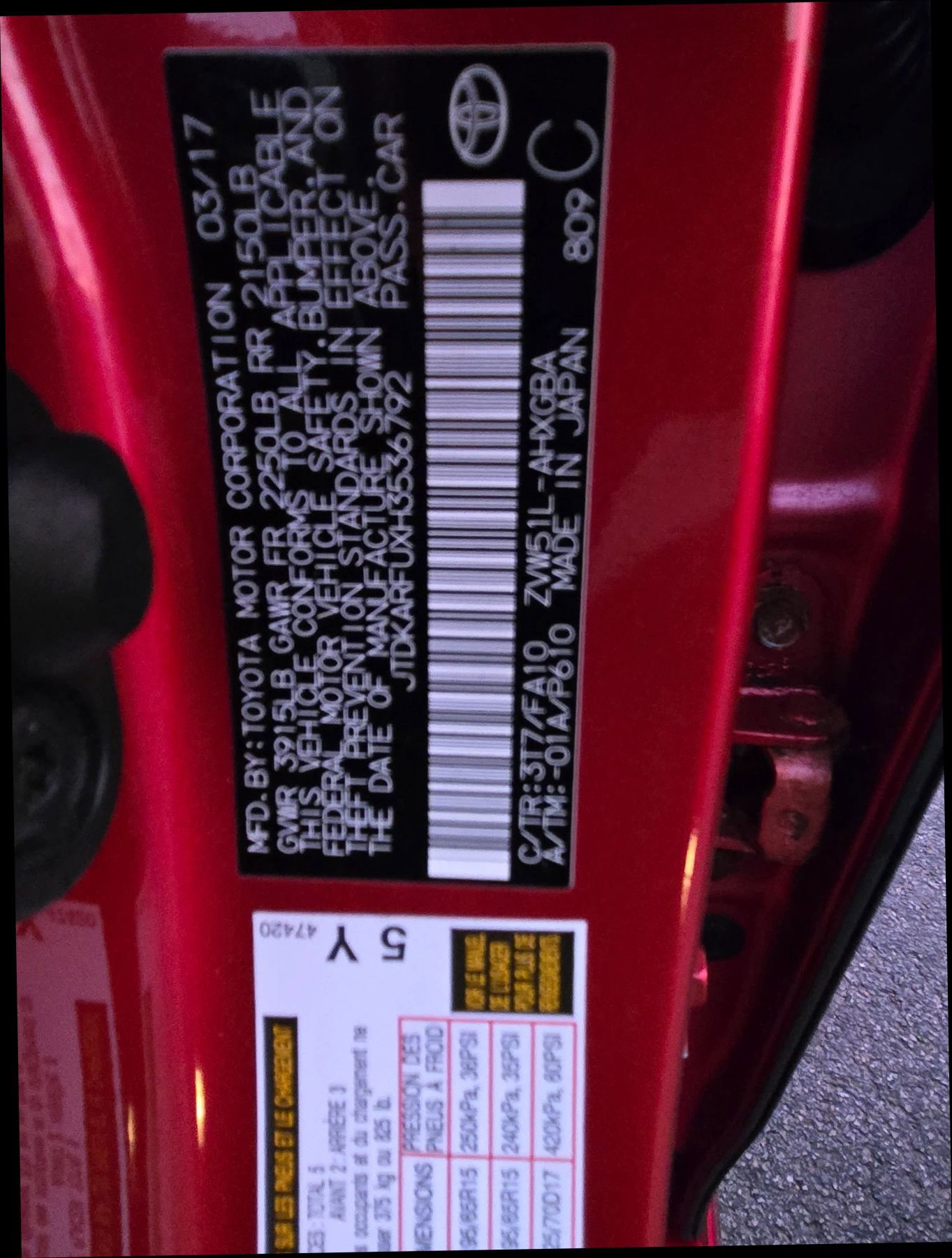 Used 2017 Toyota Prius Three image 31