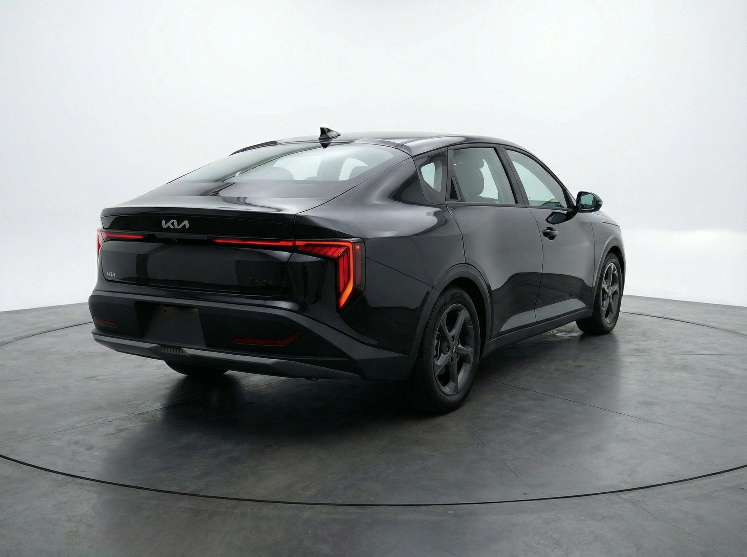 Used 2025 Kia K4 FWD image 9