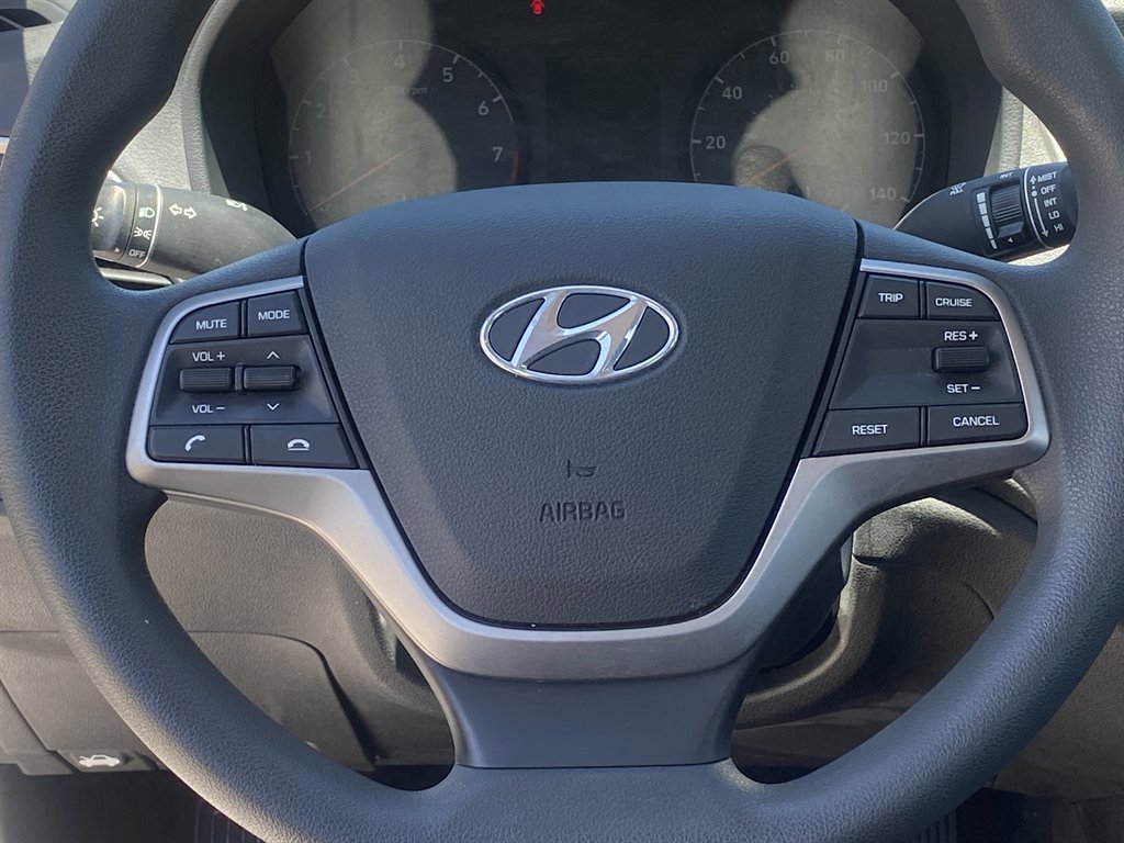 Used 2019 Hyundai Accent SE w/ Cargo Package FWD image 17