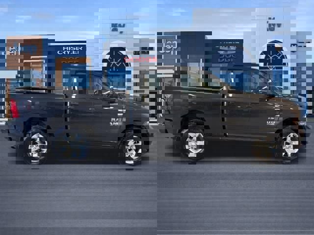 Used 2019 RAM 1500 Express image 9