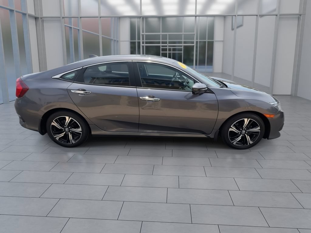 Used 2017 Honda Civic Touring image 9