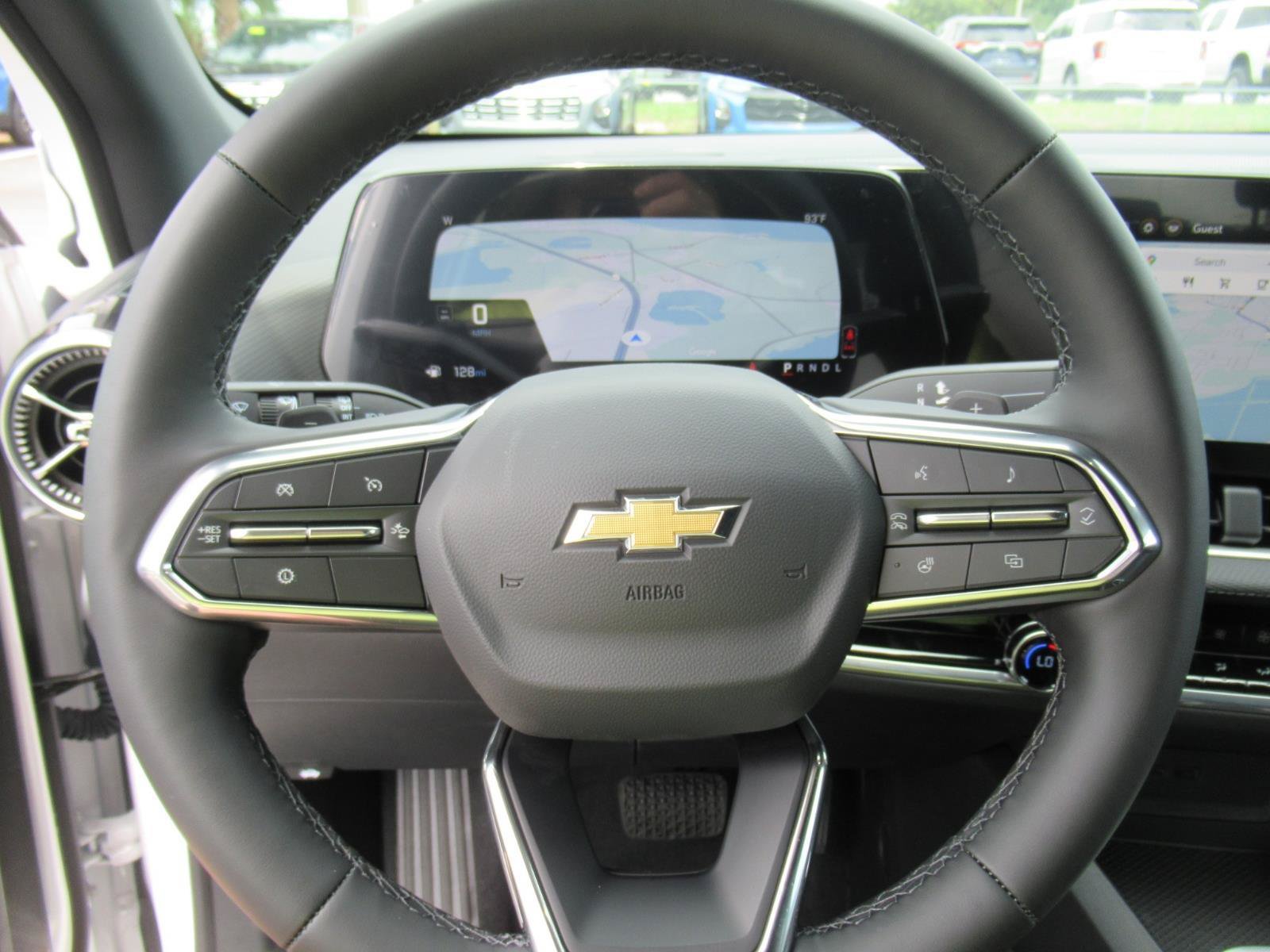 Used 2026 Chevrolet Equinox LT w/ Convenience Package II FWD image 22