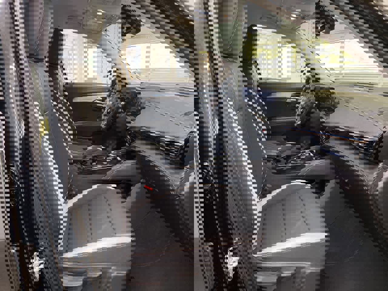 Used 2025 Buick Envision Sport Touring image 19