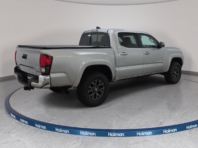 Certified 2023 Toyota Tacoma SR5 AWD/4WD image 5