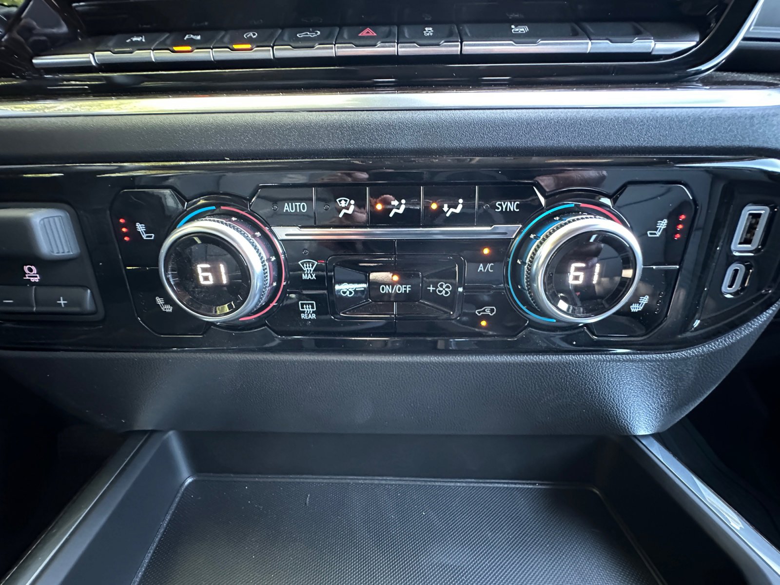 New 2026 GMC Sierra 1500 Elevation image 26