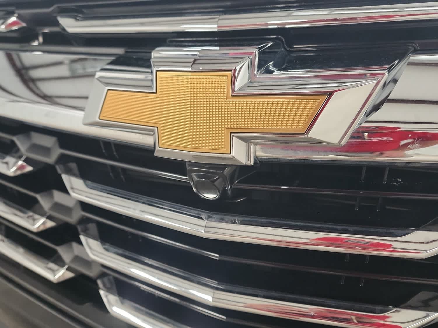 Used 2025 Chevrolet Equinox LT FWD image 9