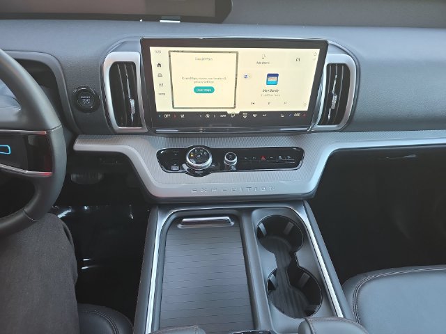 Used 2025 Ford Expedition Active AWD/4WD image 22