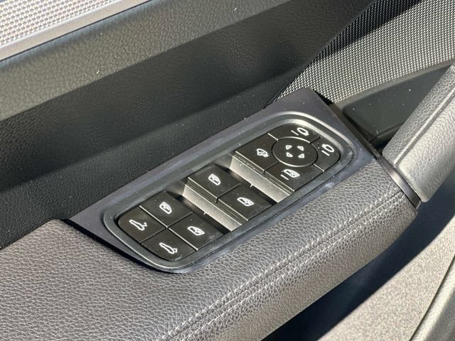 Used 2024 Porsche Cayenne Coupe AWD/4WD image 14