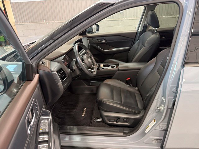 Used 2023 Nissan Rogue SL w/ SL Premium Package AWD/4WD image 17