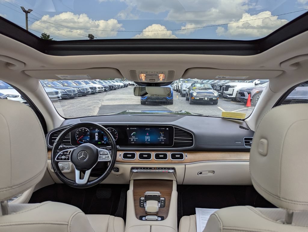 Used 2021 Mercedes-Benz GLS 450 4MATIC image 47