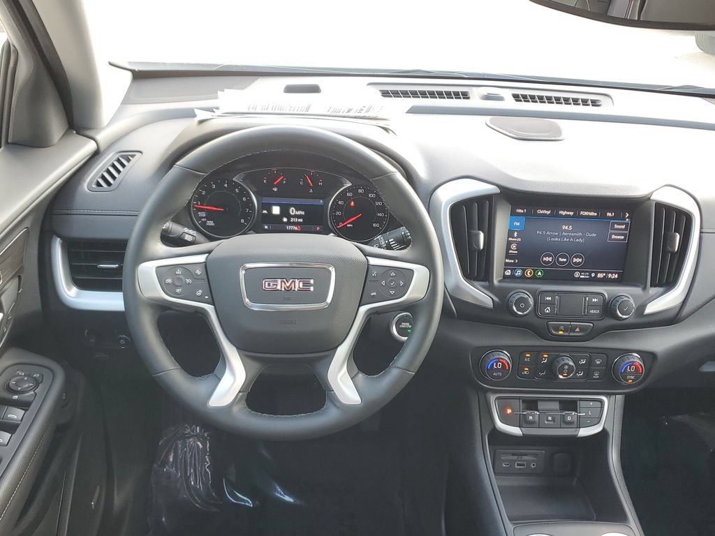 Certified 2023 GMC Terrain SLT w/ Infotainment Package II AWD/4WD image 18