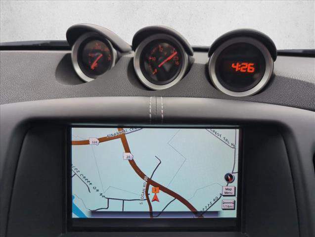 Used 2018 Nissan 370Z Touring image 11