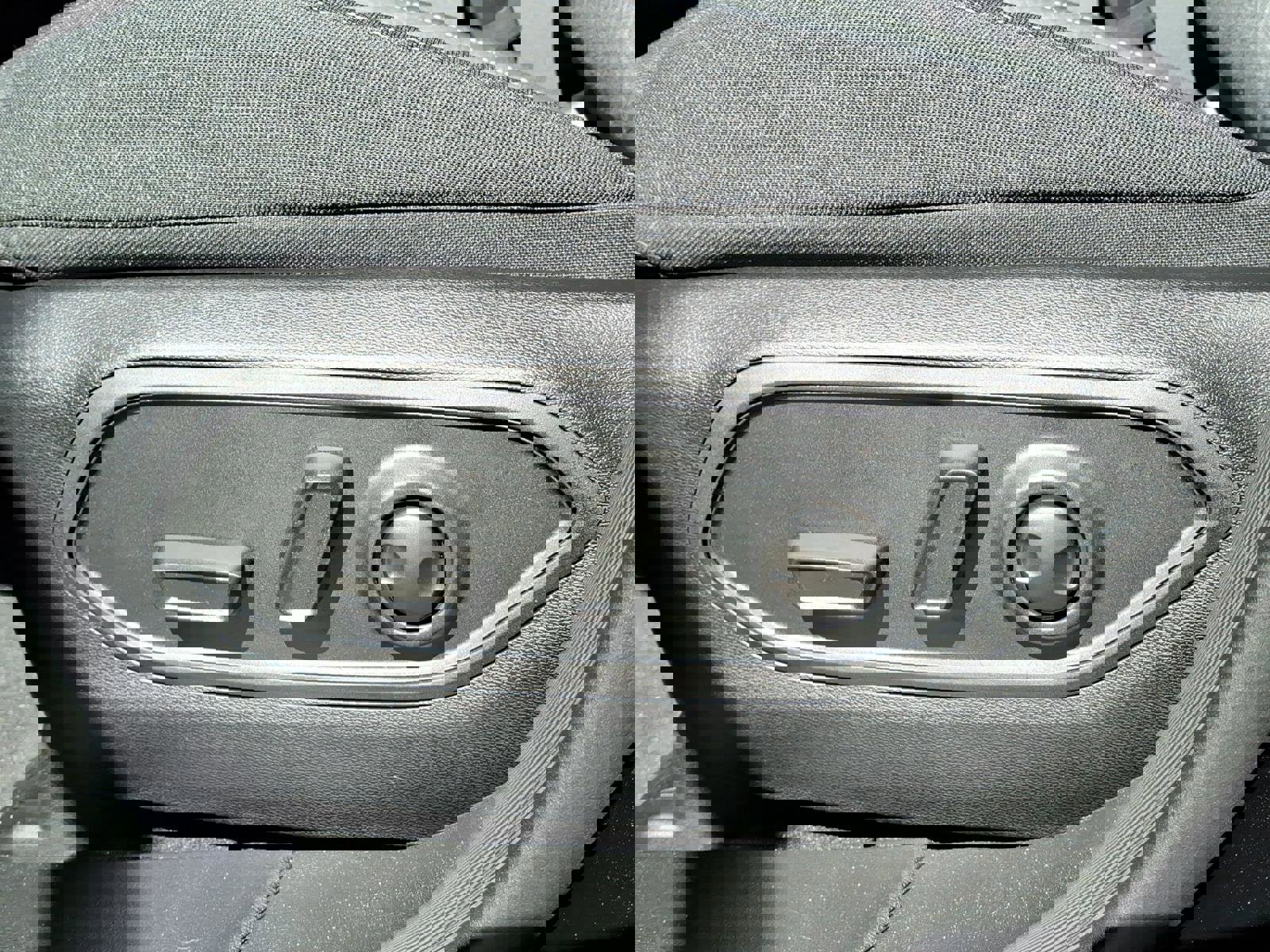 New 2026 Jeep Cherokee Laredo image 14