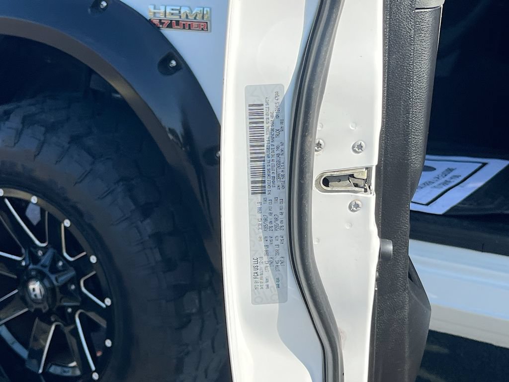 Used 2019 RAM 1500 Classic SLT AWD/4WD image 27