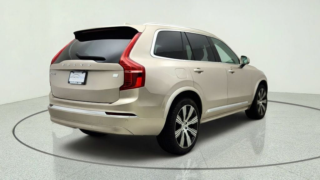 Used 2024 Volvo XC90 T8 Plus w/ Protection Package Premier AWD/4WD image 5