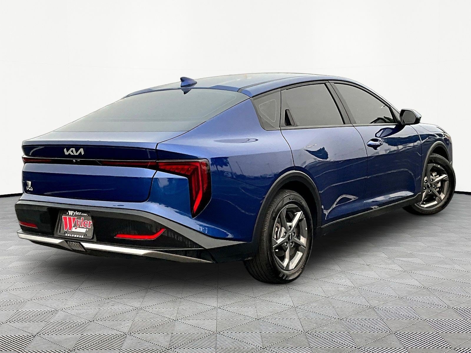 Used 2025 Kia K4 FWD image 6