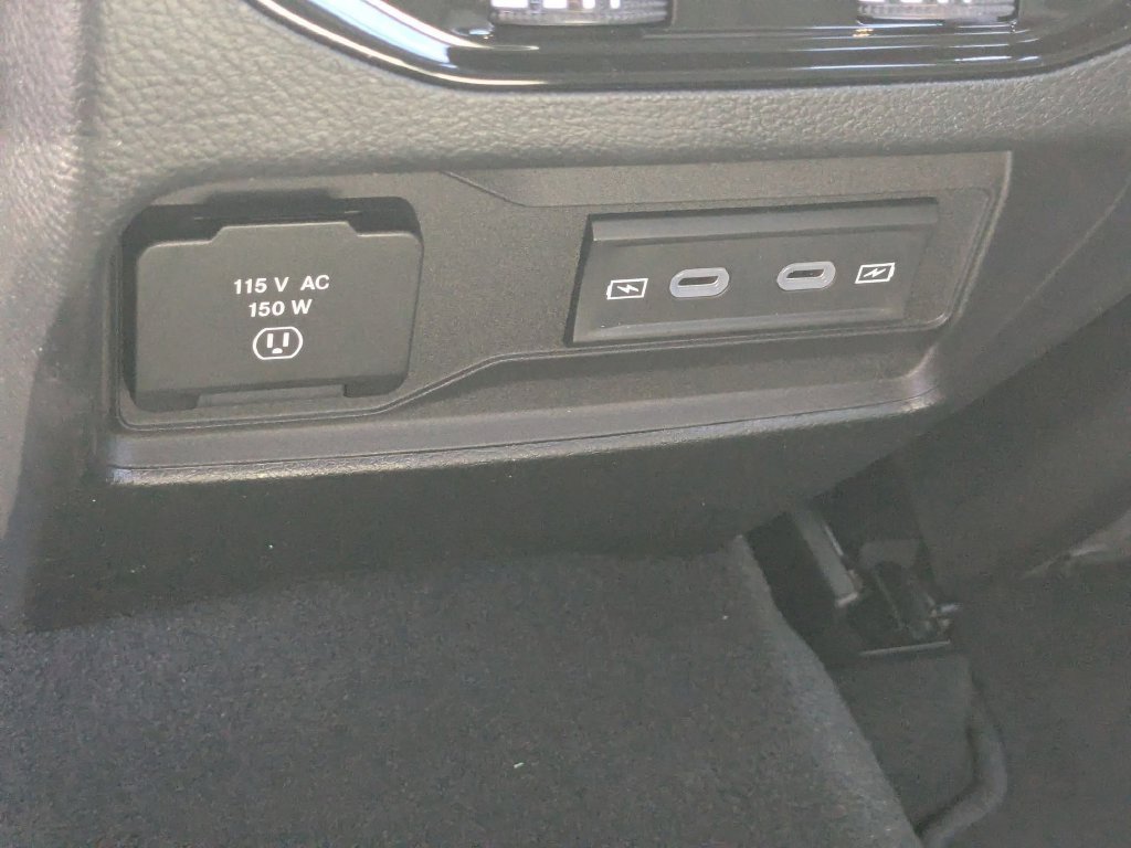 New 2026 Jeep Grand Cherokee Altitude AWD/4WD image 25