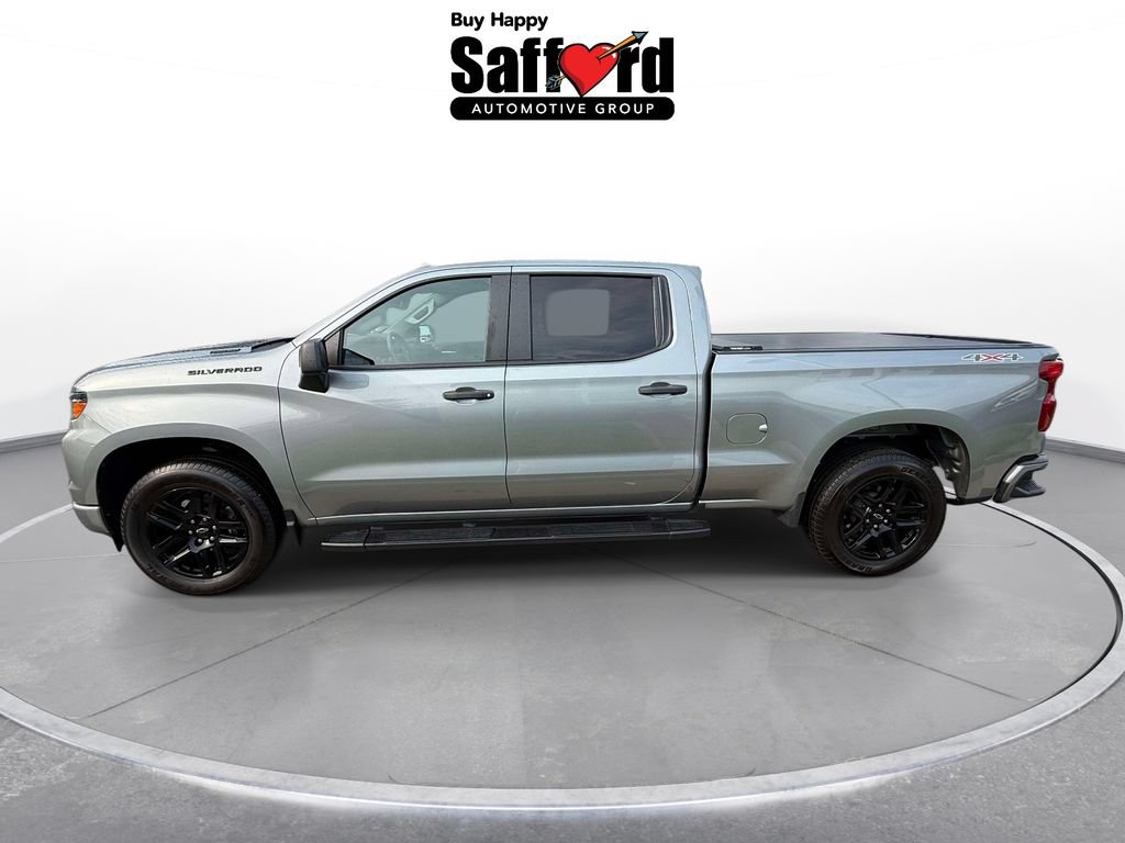 Used 2025 Chevrolet Silverado 1500 Custom w/ LPO, Dark Essentials Package AWD/4WD image 4