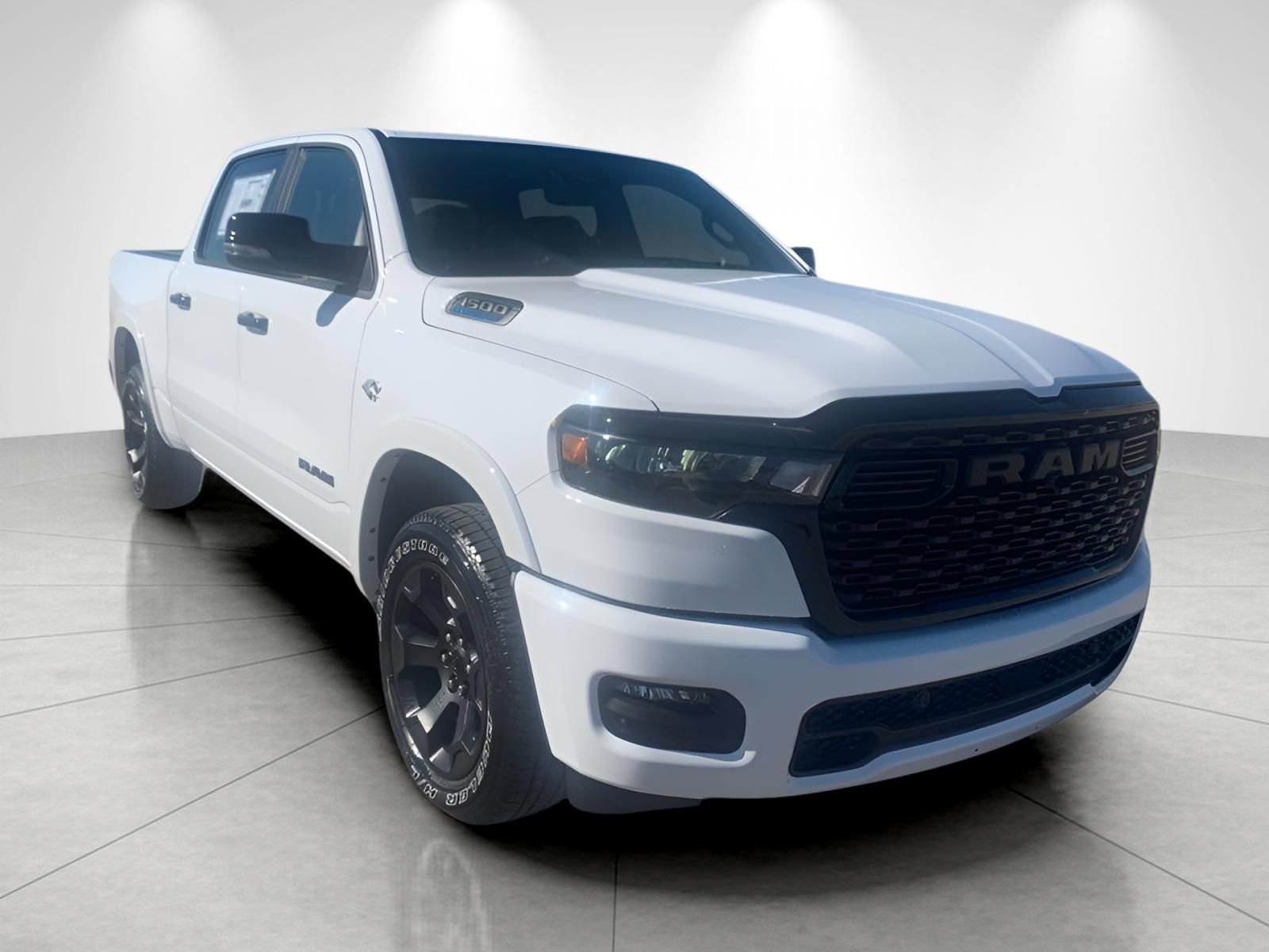 New 2026 RAM 1500 4x4 Crew Cab