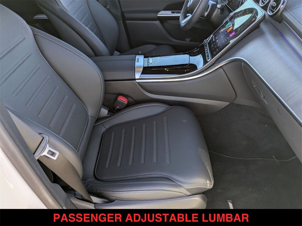 Used 2025 Mercedes-Benz GLC 300 GLC 300 image 26