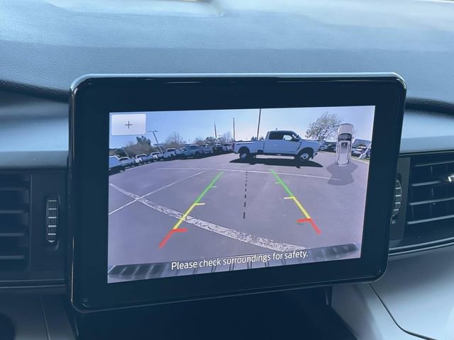 Used 2023 Ford Explorer XLT image 15