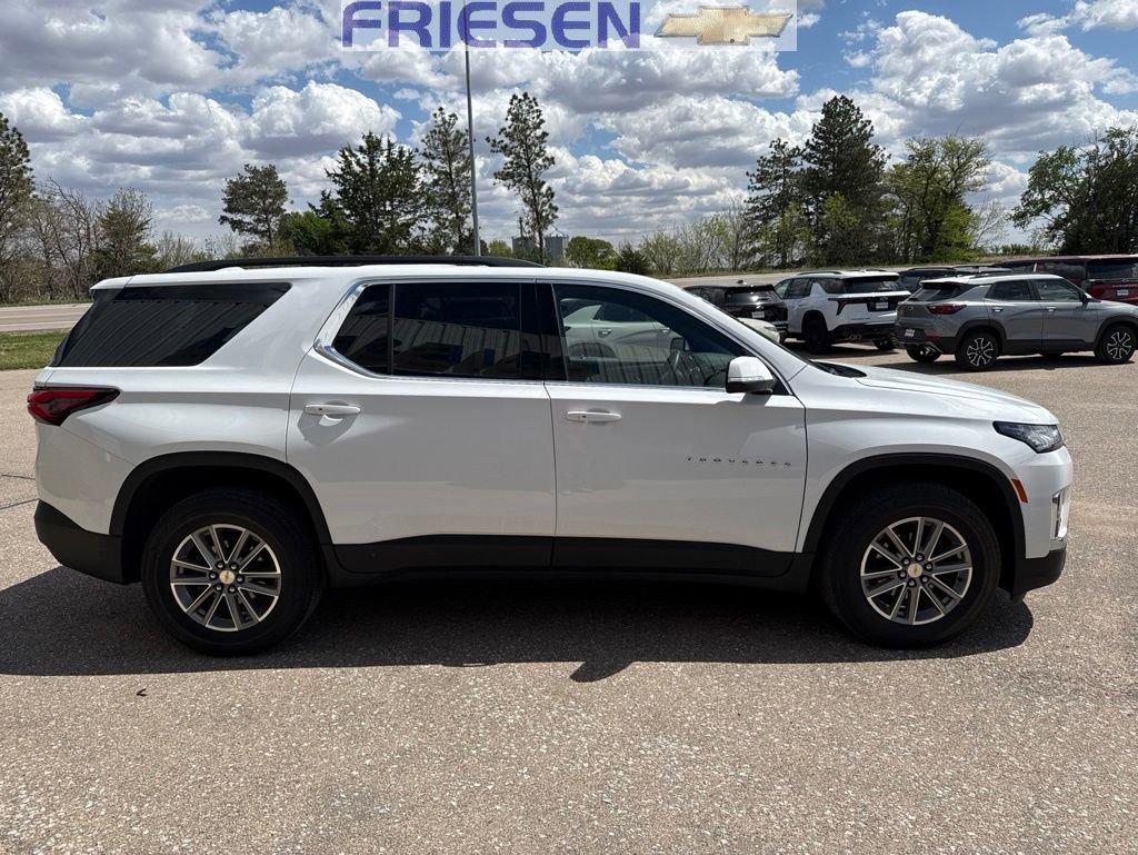 Used 2023 Chevrolet Traverse LT AWD/4WD image 4