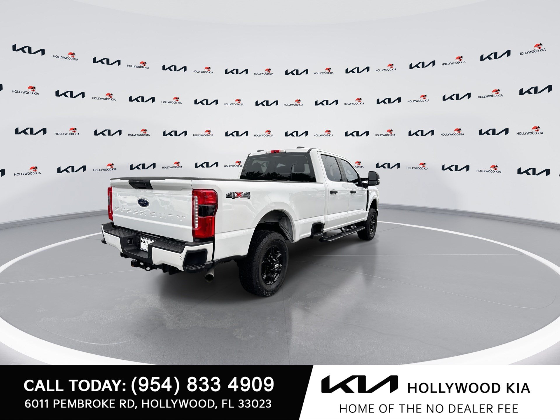 Used 2024 Ford F350 XL w/ STX Appearance Package AWD/4WD image 8