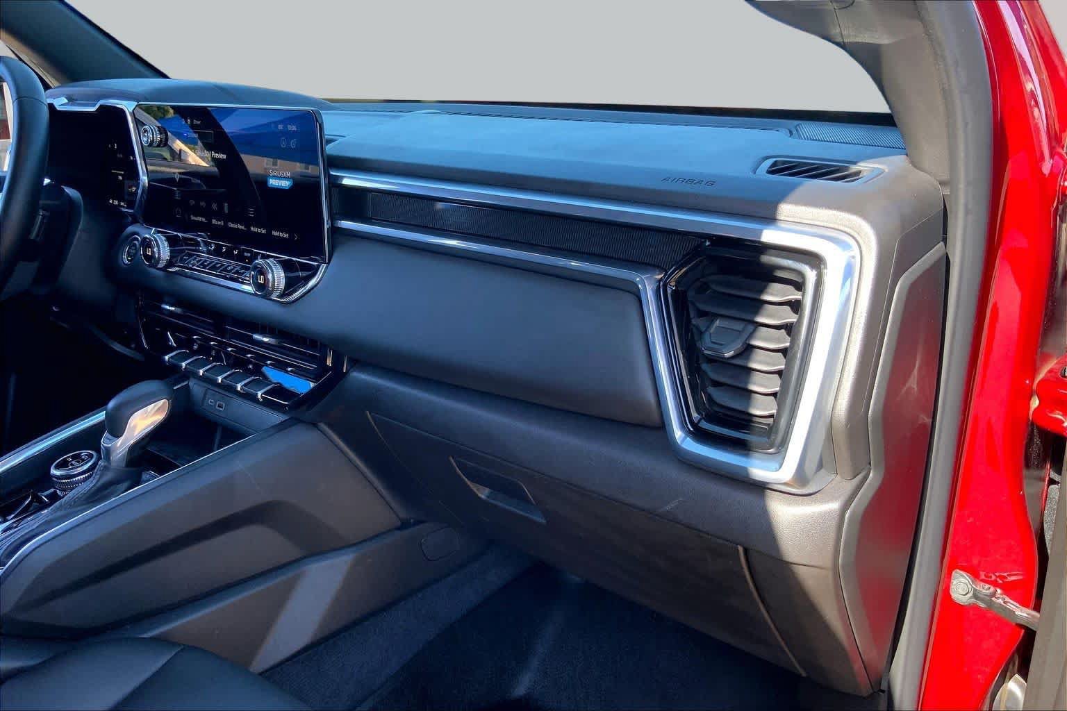 Used 2025 GMC Canyon Elevation w/ Convenience Package AWD/4WD image 19