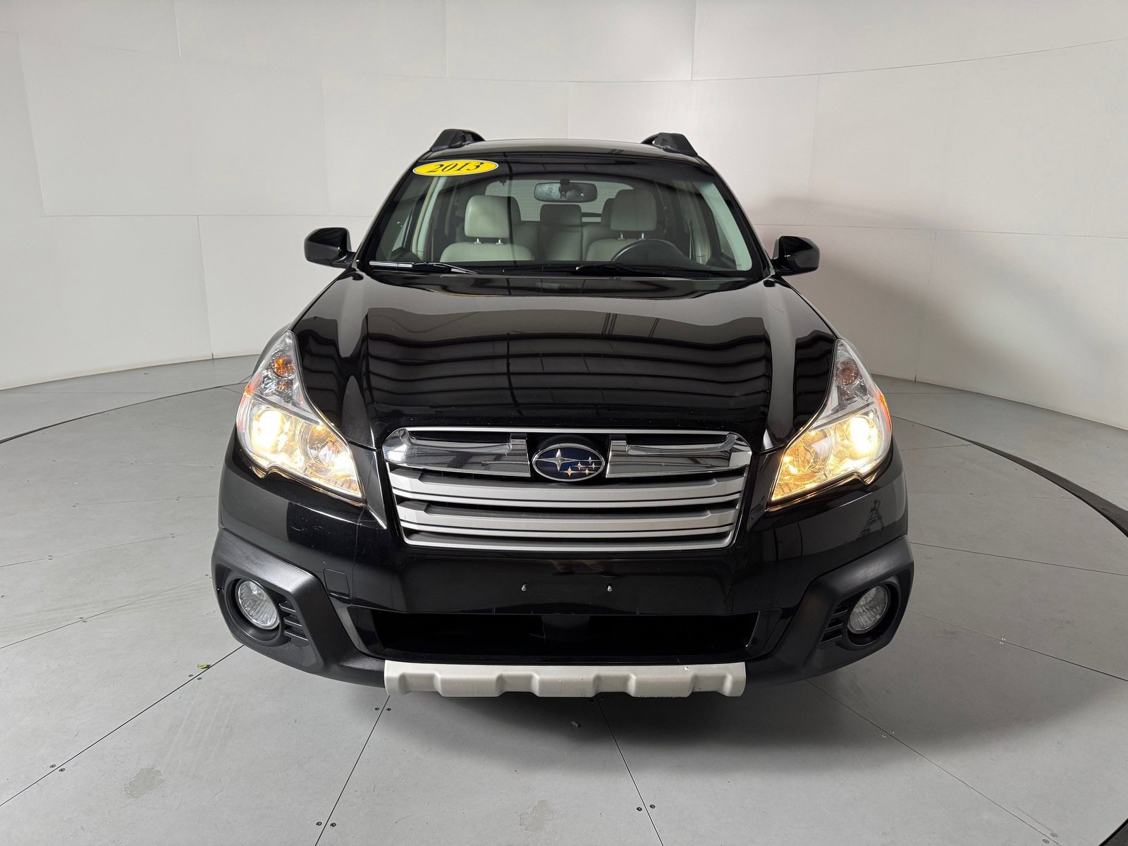 Used 2013 Subaru Outback 2.5i Limited w/ Moonroof Pkg AWD/4WD image 8