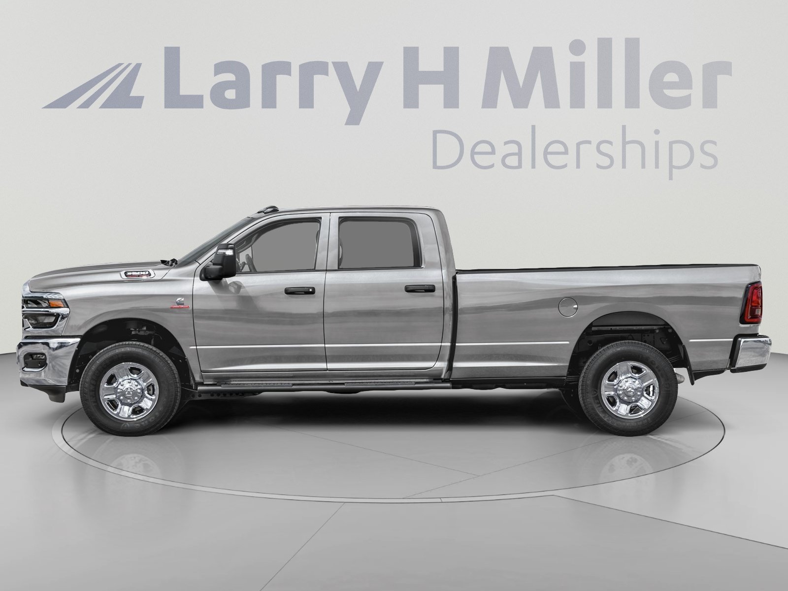 New 2027 RAM 3500 Tradesman AWD/4WD image 3